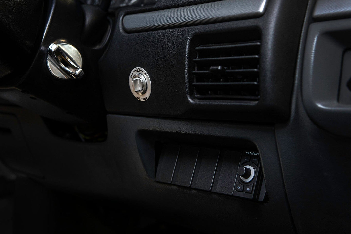 Rugged Radios Rugged Radios Rocker Switch Panel for OBS Ford Bronco F150 and F250 Lo