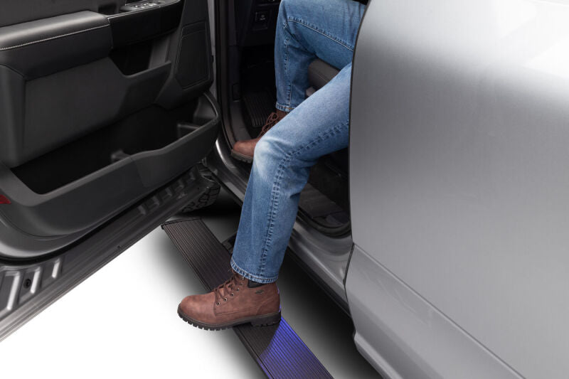 AMP Research AMP PowerStep Plug N Play — alternate view 2
