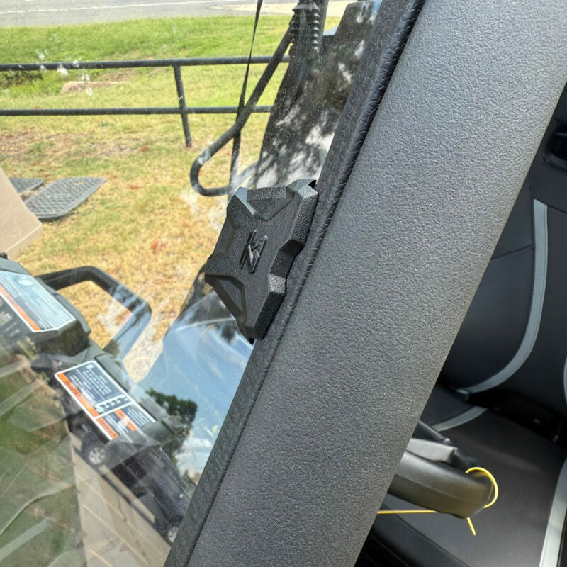 SEIZMIK TOOL-LESS WINDSHIELD POLYCARB UV RES. CAN — alternate view 3