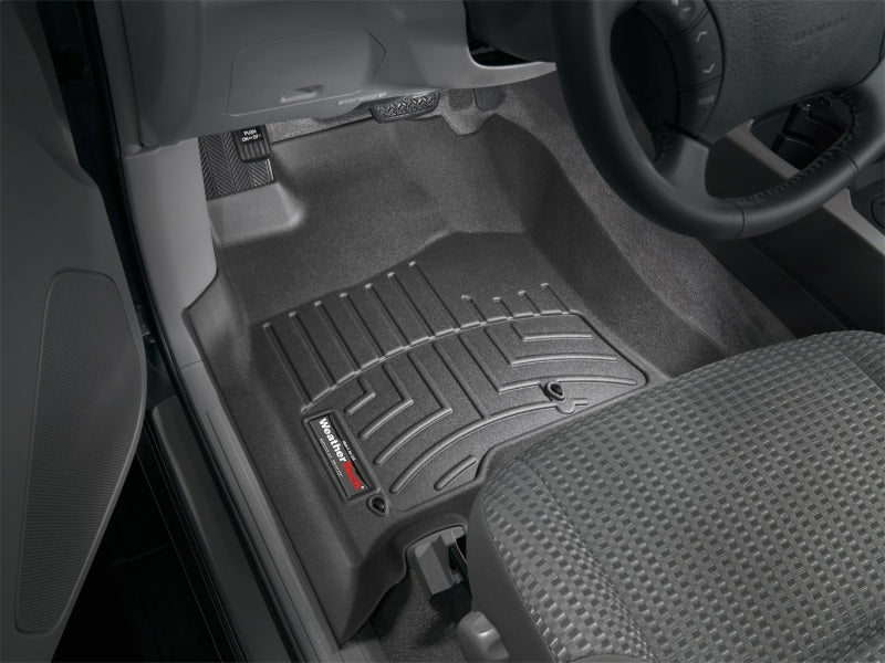 WeatherTech WT FloorLiner - Front - Blk — alternate view 5