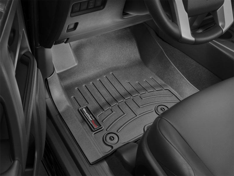 WeatherTech WT FloorLiner - Front - Blk — alternate view 5