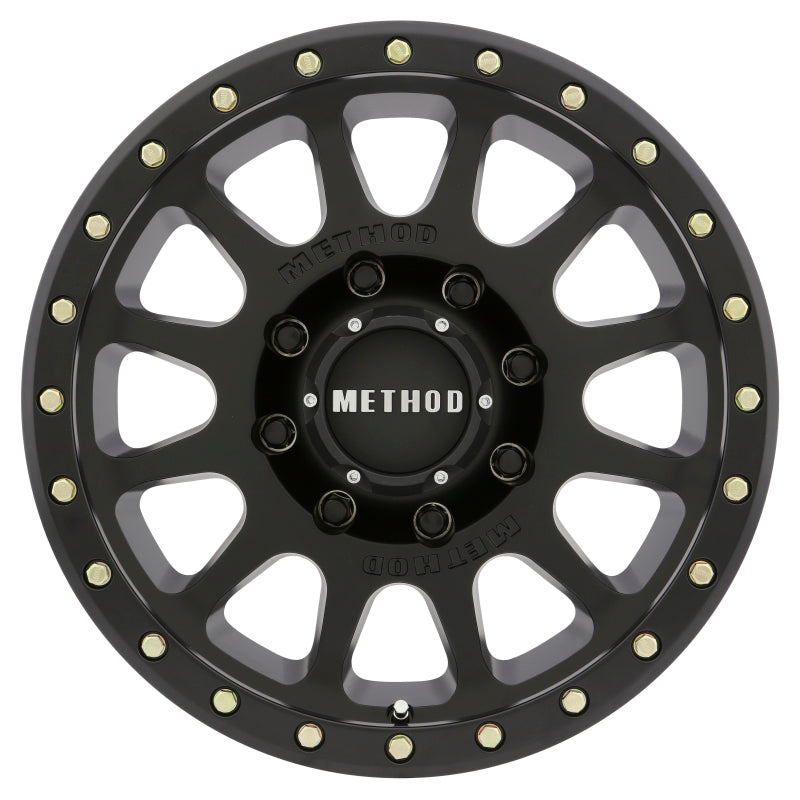 Method MR305 NV HD 8x180 Wheel for 2011+ GM 2500HD/3500HD - Matte Black detail
