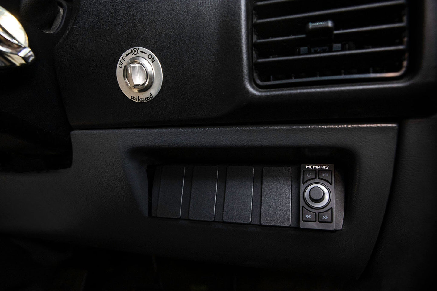 Rugged Radios Rugged Radios Rocker Switch Panel for OBS Ford Bronco F150 and F250 Lo