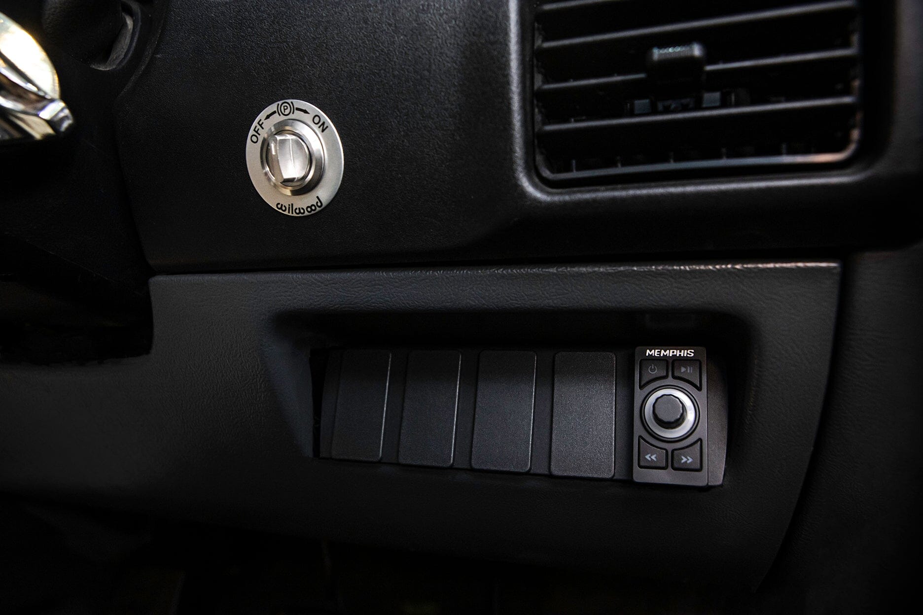 Rugged Radios Rugged Radios Rocker Switch Panel for OBS Ford Bronco F150 and F250 Lo